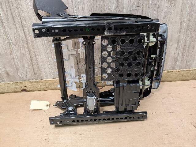 16-23 OEM BMW G12 G30 Front Left Driver Seat Rail Track Frame w/ Motors 7367545