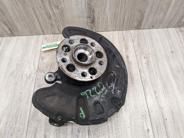 2014 Mercedes-Benz E550 W212 Rear Right Passenger Spindle Knuckle w/ Bearing 0