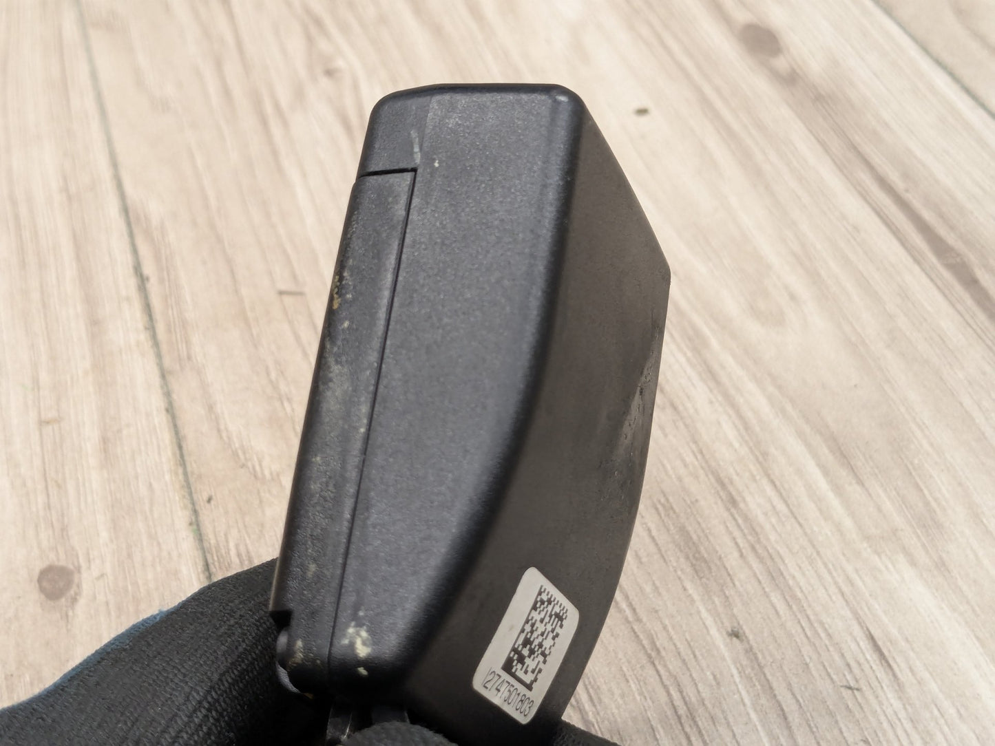 OEM BMW F90 M5 G30 530 540 M550 Rear Right Passenger Seatbelt Seat Belt Buckle