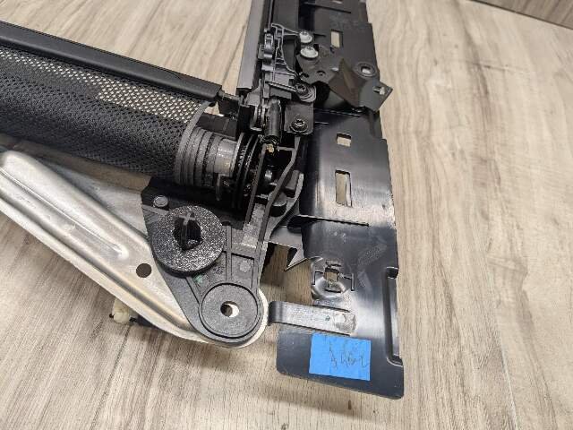 OEM BMW G12 740 750 M760 Rear Right Passenger Door Sun Blind Shade Roller Light