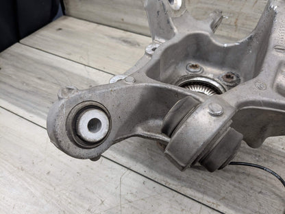 2019 BMW M550i G30 Rear Right Passenger Spindle Knuckle w/ Bearing 6866336 17-23 OEM BMW G30 530 540 M5550 REAR Right Passenger Hub Knuckle Bearing Carrier