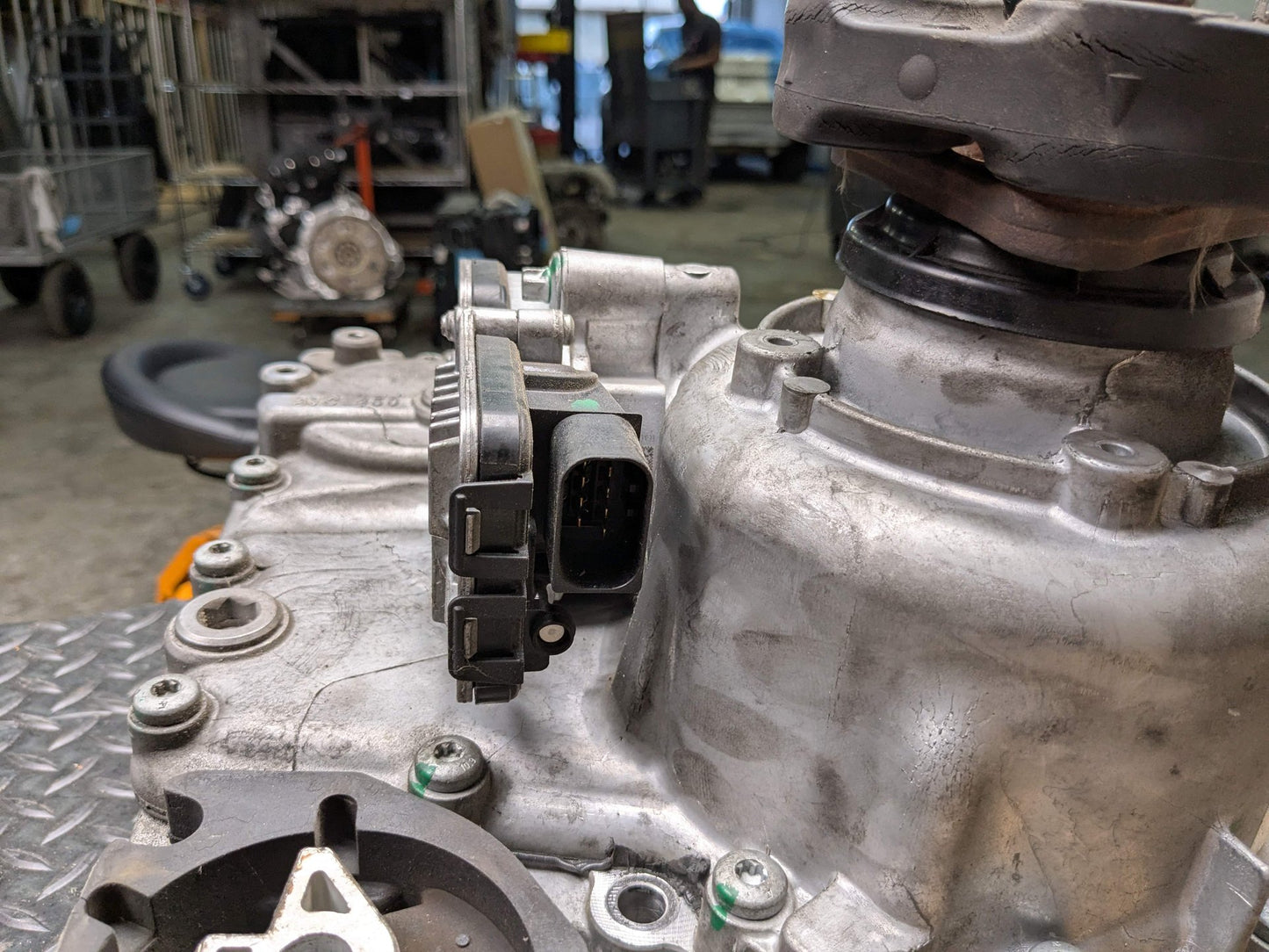 Unknown Transmission Transfer Case k 7643751