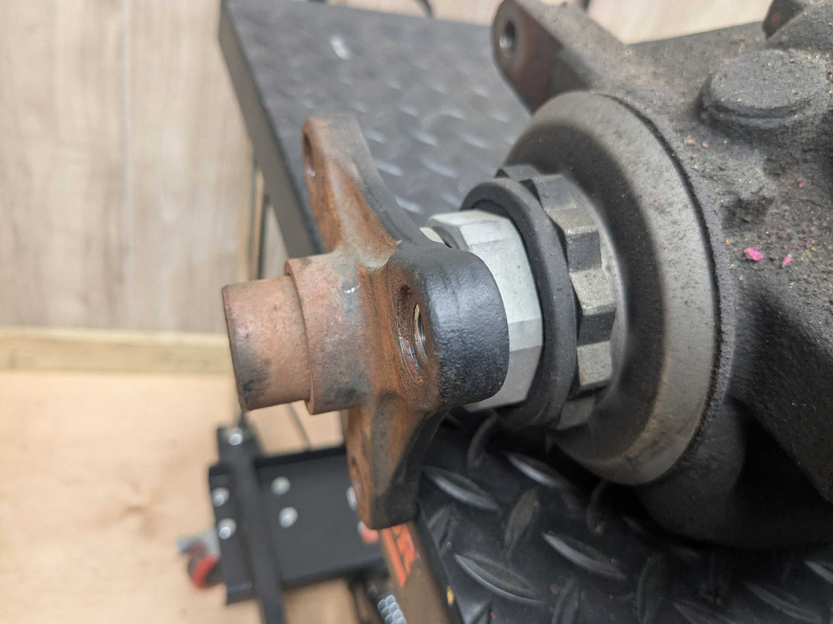 2012 BMW Alpina B7 F02 Rear Axle Carrier Differential 111031k 7584158