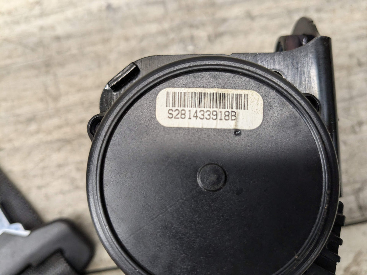 14-18 OEM BMW F15 F85 X5 Rear Right Passenger Side Seatbelt Seat Belt Retractor