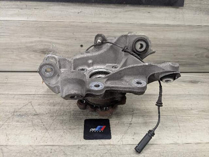 OEM BMW G20 330 M340 REAR Right Passenger Knuckle Wheel Hub Spindle Bearing