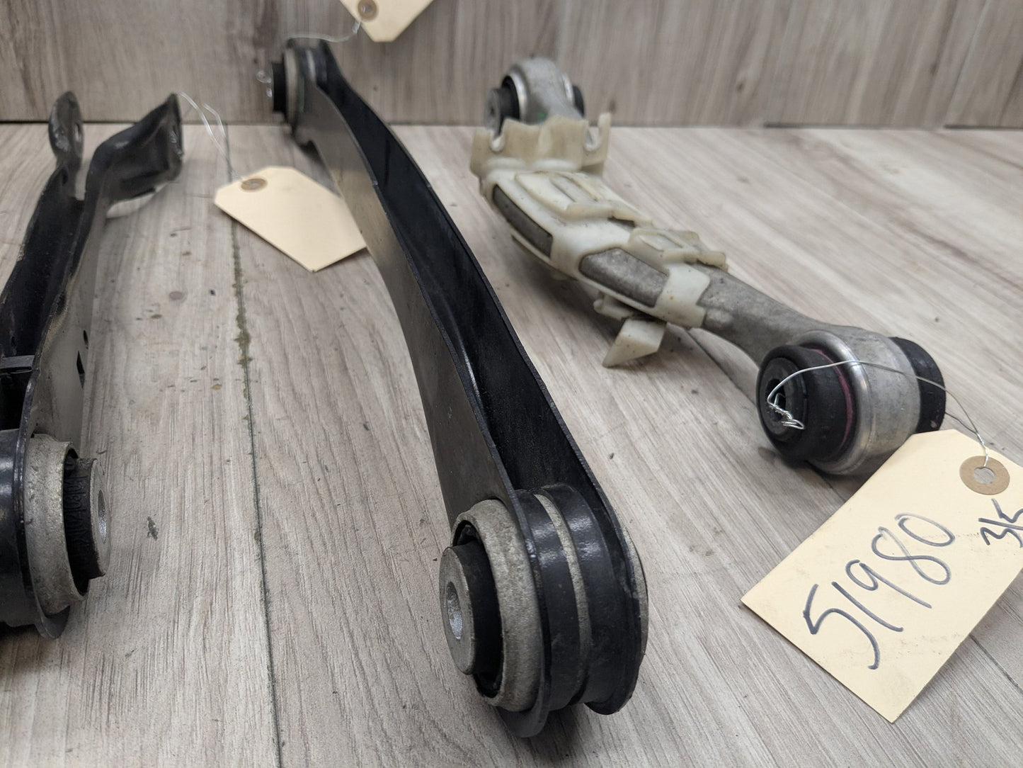 2020 BMW 740i G12 Rear Right Passenger Control Arms SET 6883340 OEM BMW G12 G14 G15 G16 G30 Rear Right Passenger Upper Lower Control Arm SET
