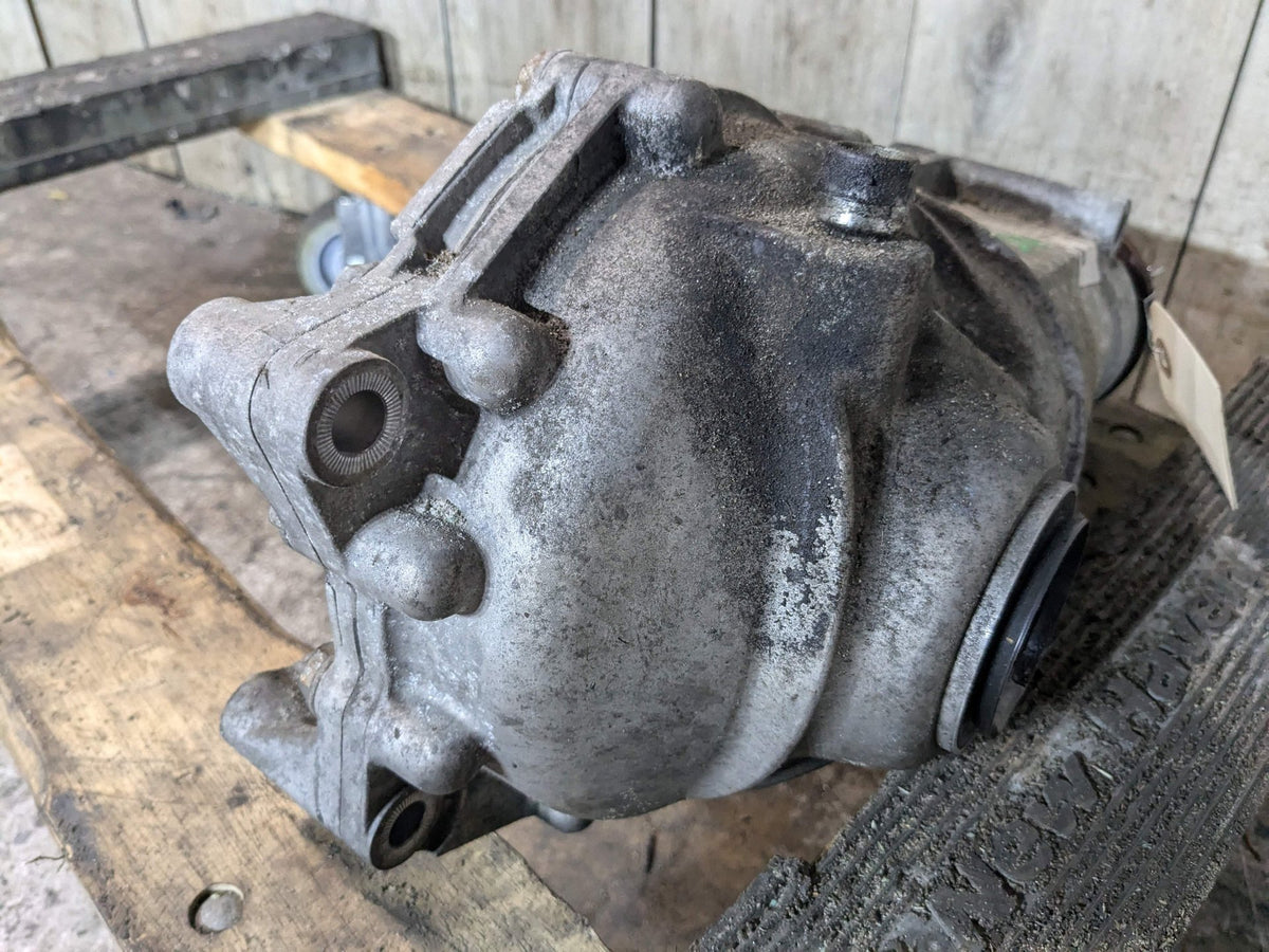 2011 BMW X5 E70 Front Differential Axle Carrier 7602070 OEM 3.64 123k Diesel
