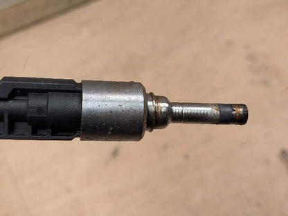 2016 - 2022 BMW 750i G12 Fuel Injector 8638255 N63B44O2
