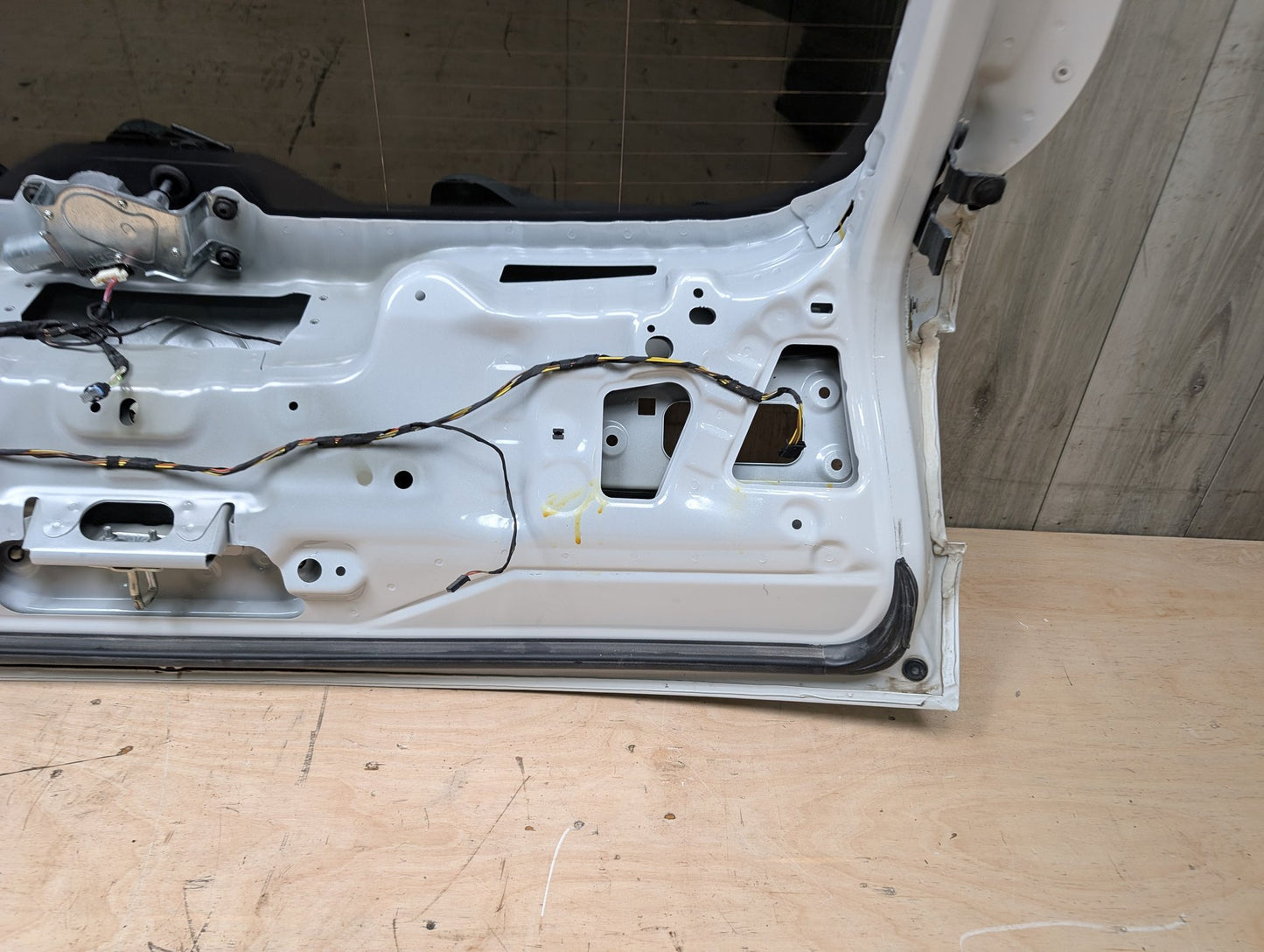 19-25 OEM BMW F95 G05 X5 X5M Rear Liftgate Tailgate Trunk Lid Gate Door Shell White A96