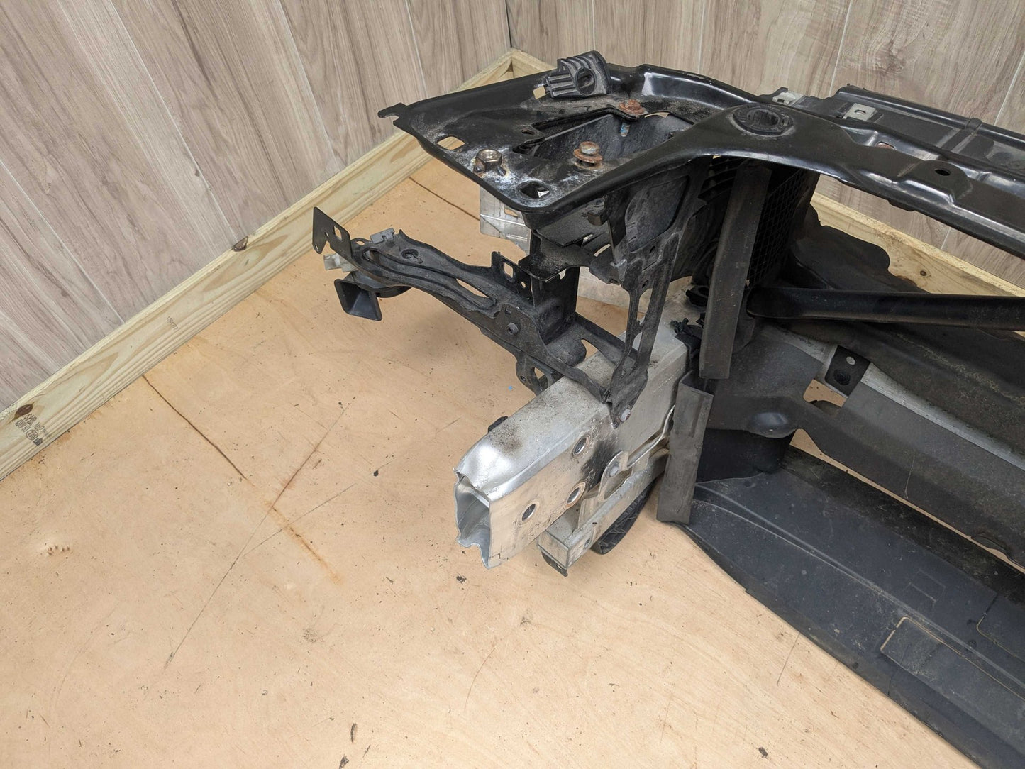 2014 BMW 435i F32 Front Clip Frame Radiator Support Assembly 7255393