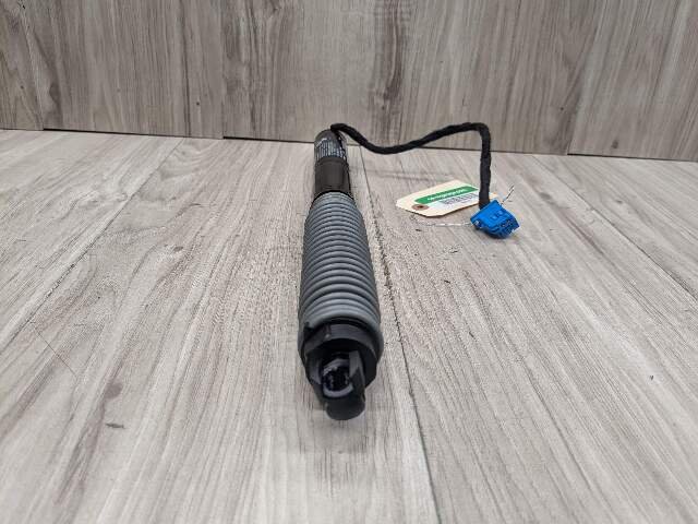 16-19 OEM BMW G12 740 750 M760 Right Passenger Electric Trunk Lid Shock Strut