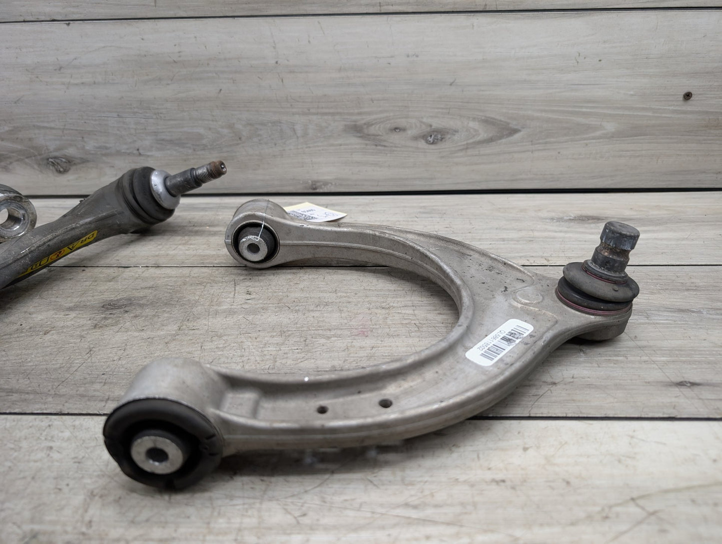 2017-2023 BMW 530i G30 Front Right Passenger Control Arms SET 6861182