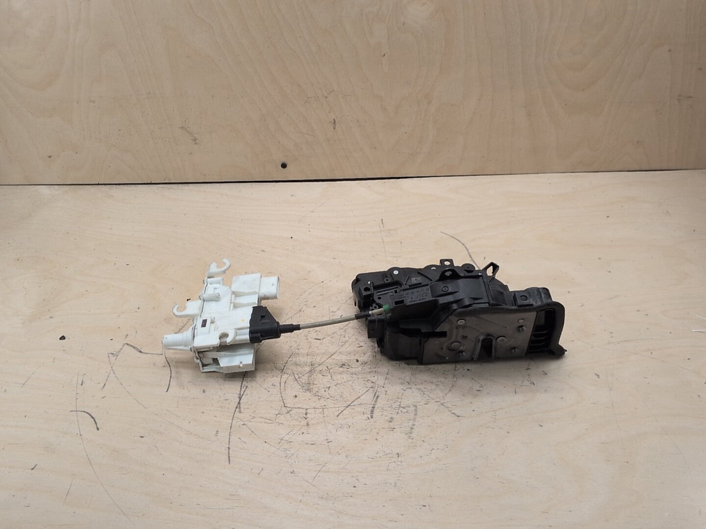 2016-2022 BMW 750i G12 Front Left Driver Door Latch Lock Actuator w/ Soft Close 7281945