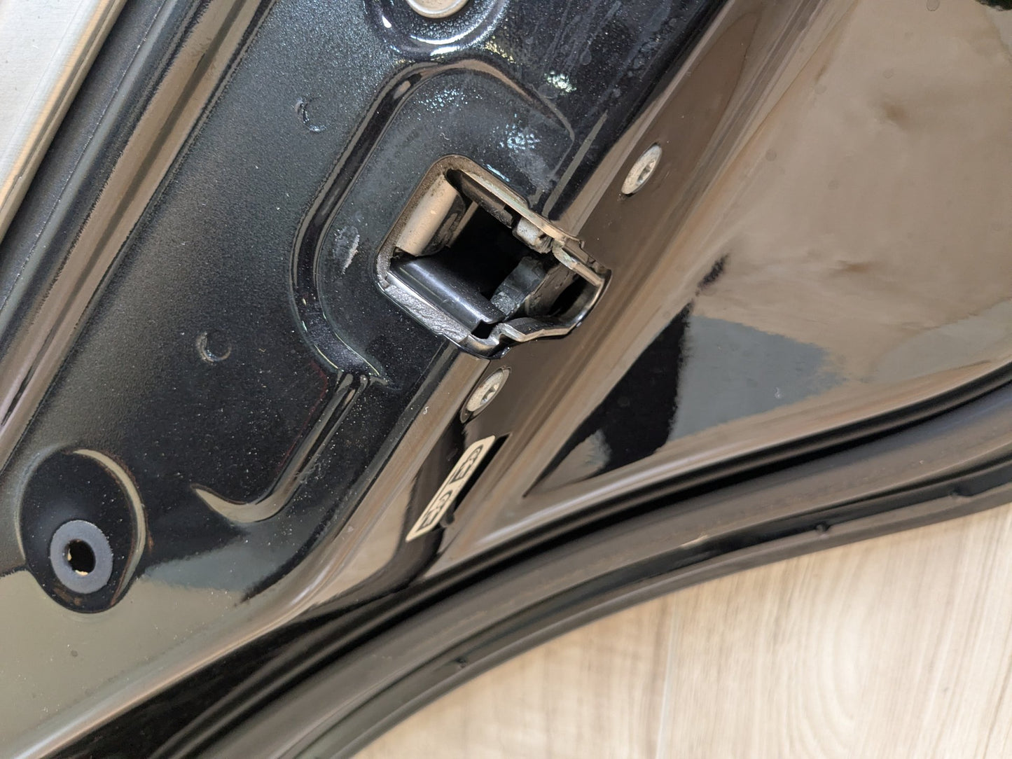 OEM Mercedes W212 E350 E400 E550 Rear Right Passenger Door Shell Panel Black 197 (Obsidian black- Metallic finish)