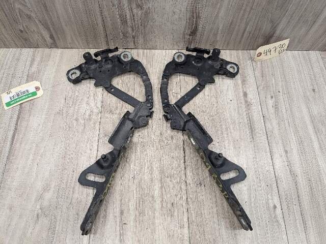 OEM BMW F22 F23 F30 F32 F33 F36 F80 F82 F83 F87 Left Right Side Hood Hinges PAIR