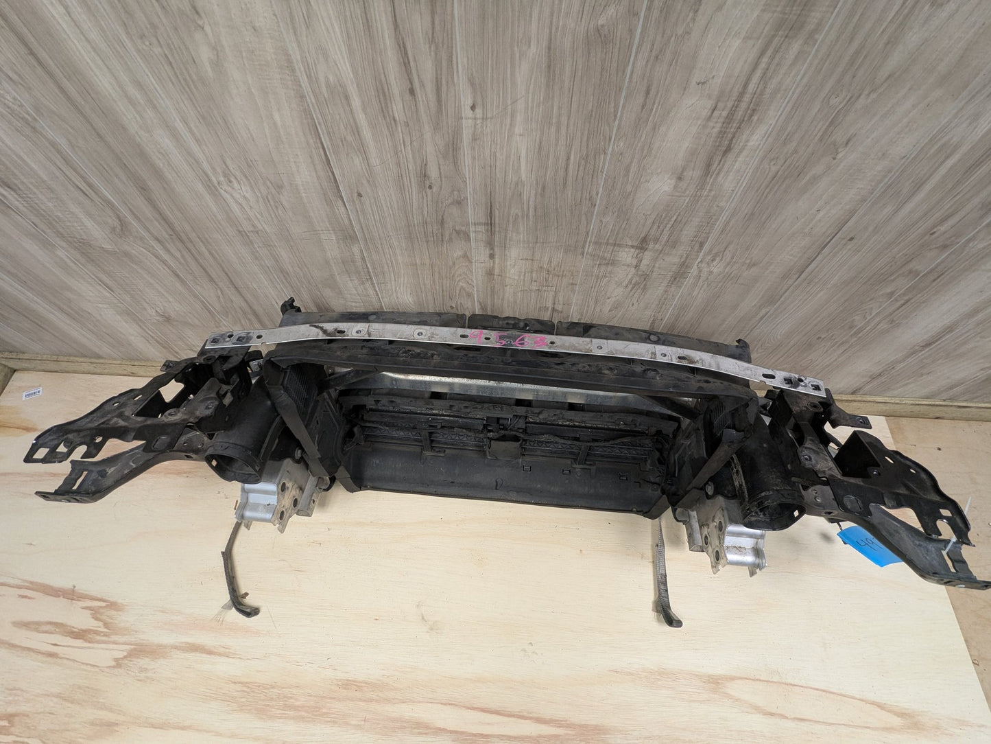 16-19 OEM BMW G11 G12 740 750 M SPORT Front Reinforcement Clip Radiator Support