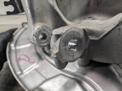 2018 BMW 540i G30 Rear Right Passenger Spindle Knuckle w/ Bearing 6866638 17-23 OEM BMW G30 530 540 M5550 REAR Right Passenger Hub Knuckle Bearing Carrier
