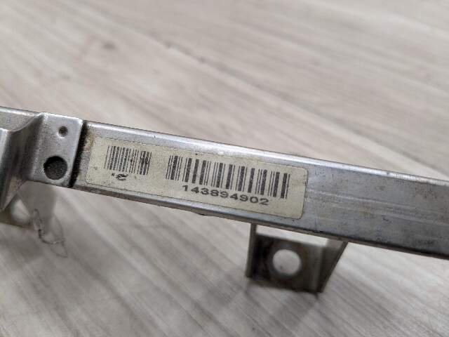 OEM BMW E36 E39 E46 E53 E60 E85 Engine M54 High Pressure Fuel Injector Line Rail
