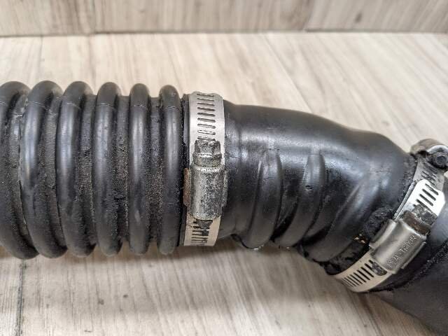 08-13 OEM BMW E88 E90 E92 E93 135 335 Engine Turbo Air Duct