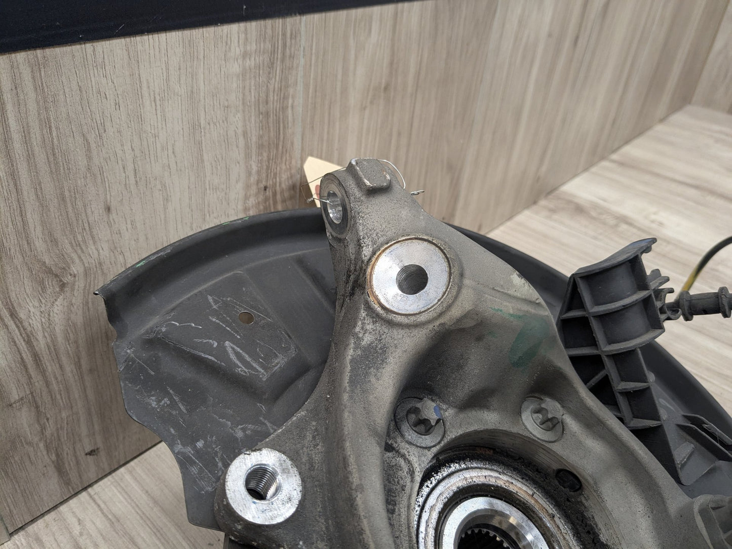 2014 Mercedes-Benz E550 W212 Front Right Passenger Spindle Knuckle w/ Bearing 0 OEM Mercedes W212 E350 E550 Front Left Driver Hub Knuckle Bearing Carrier OEM