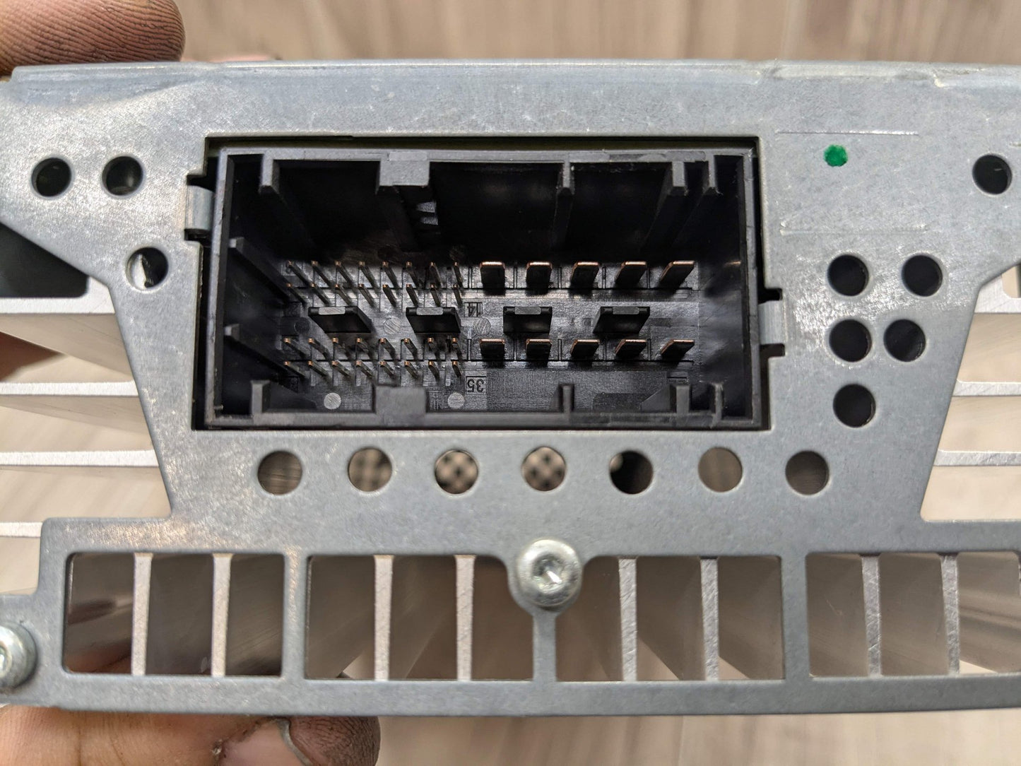 2011-2016 OEM BMW F10 528 535 550 Hi-Fi HiFi Stereo Audio Amplifier Amp HARMAN