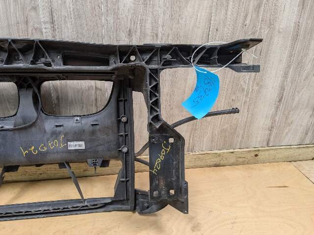 08-13 OEM BMW E82 E88 128 135 Front Radiator Support Frame Reinforce Clip Panel