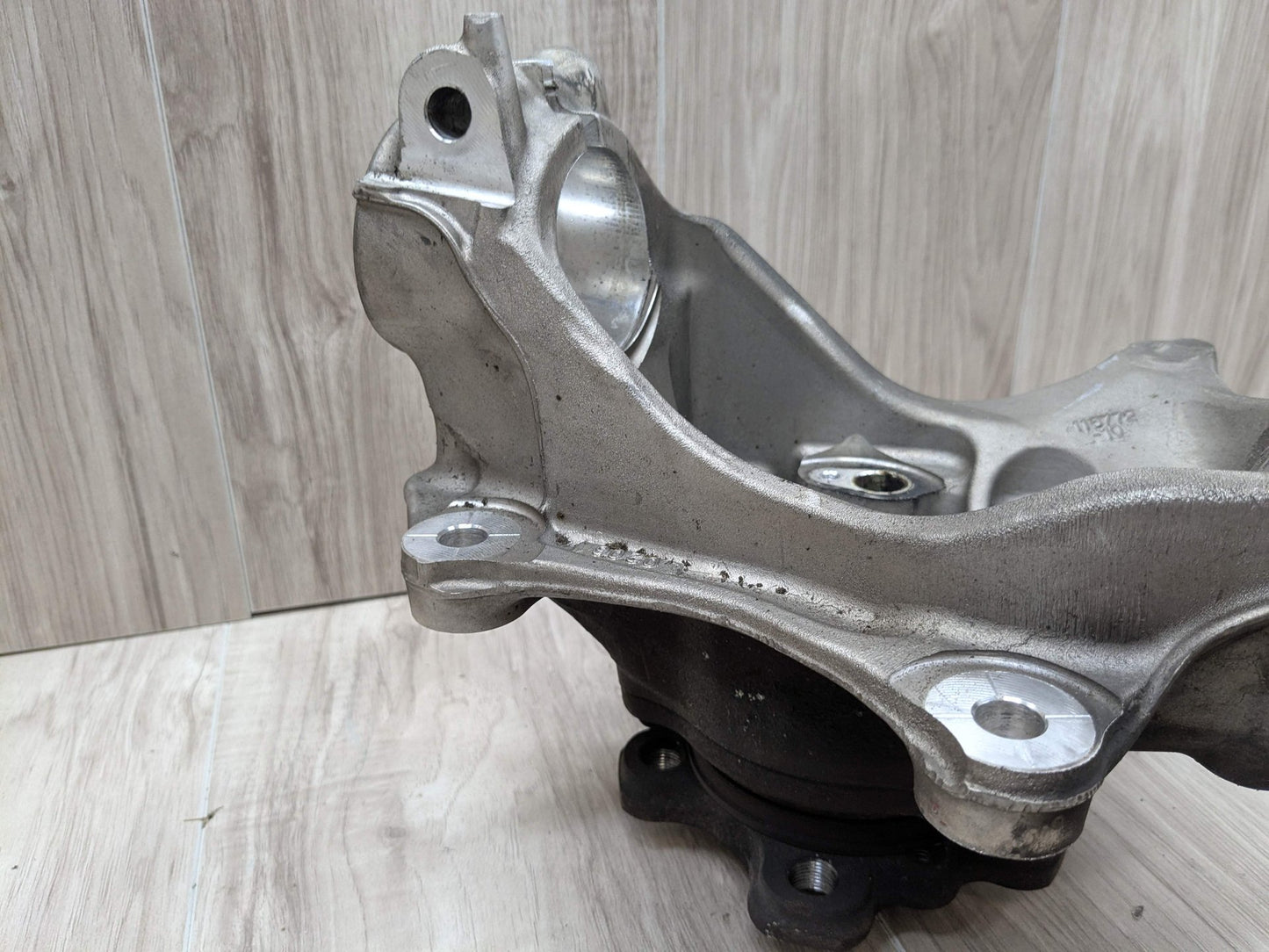 19-25 OEM BMW G20 G22 G23 FRONT Left Driver Hub Spindle Knuckle Bearing RWD