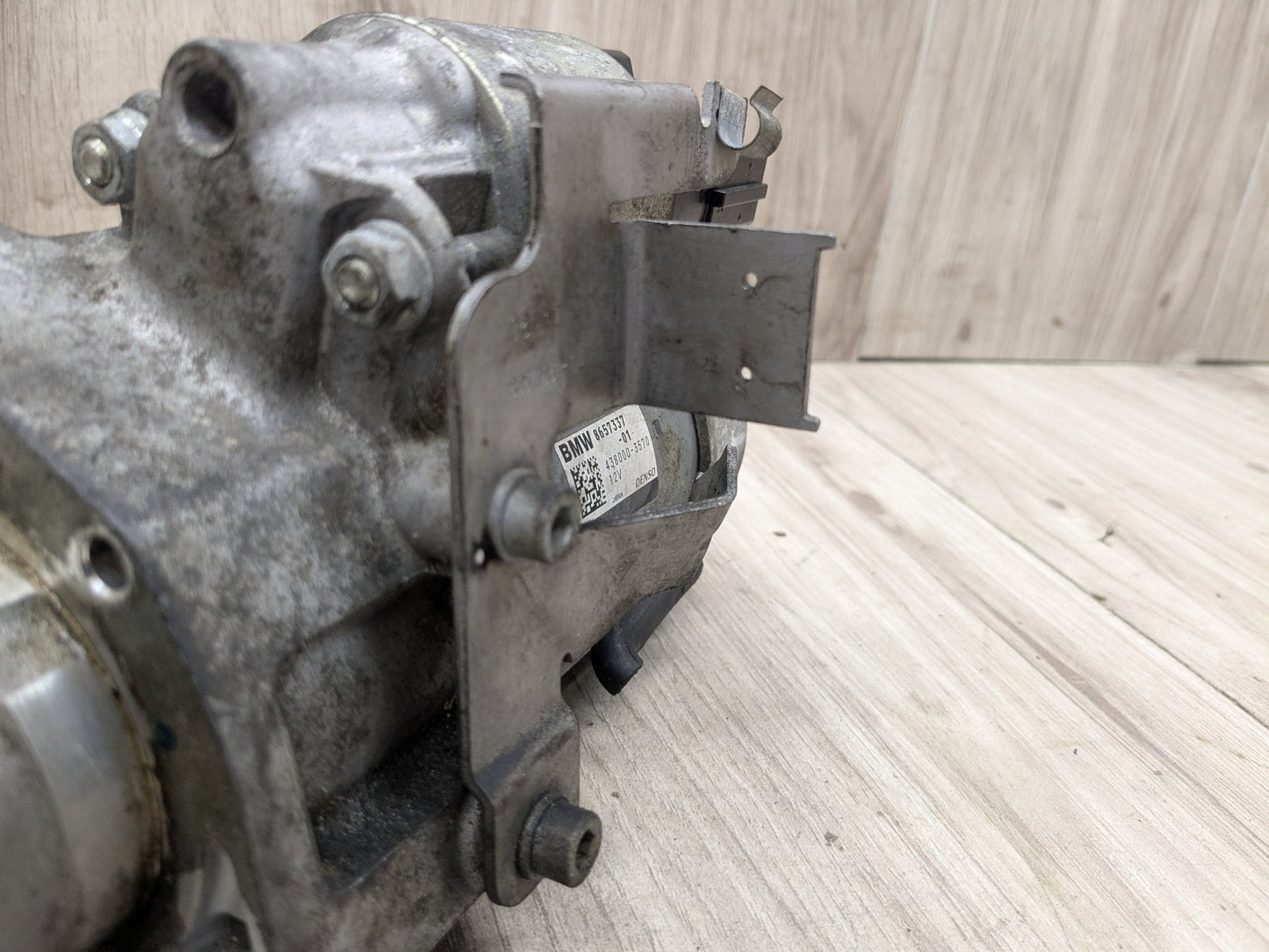 16-24 BMW F90 G05 G12 G30 M550 750 M5 M8 N63 S63 Engine Starter Motor