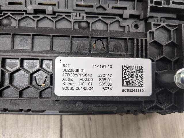 17-20 OEM BMW F90 G30 530 540 M550 AC Climate Control Panel Radio Media Buttons