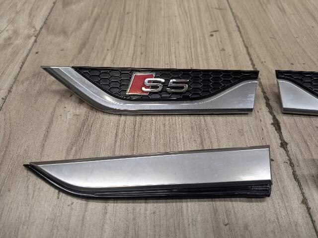 18-24 OEM Audi S5 Sportback Front Left Right Fender Emblem Black/Silver SET