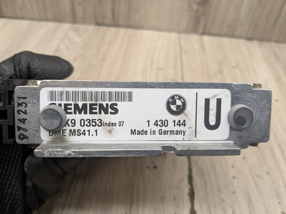 1998 BMW Z3 E36 - Engine Motor ECU DME Computer & Key SET PN: 1430188