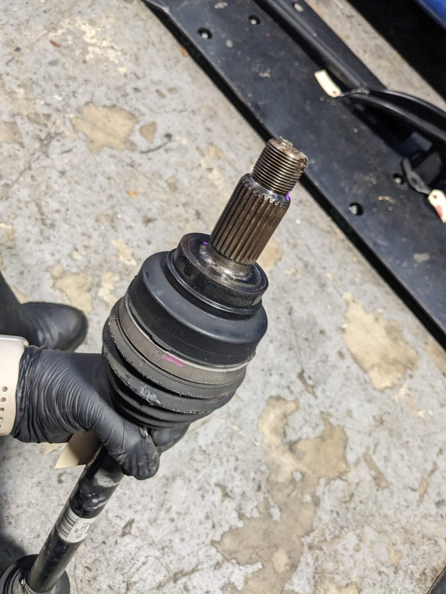 2015 BMW 328i F31 Rear Left Driver Half Shaft Output CV Axle 8603109