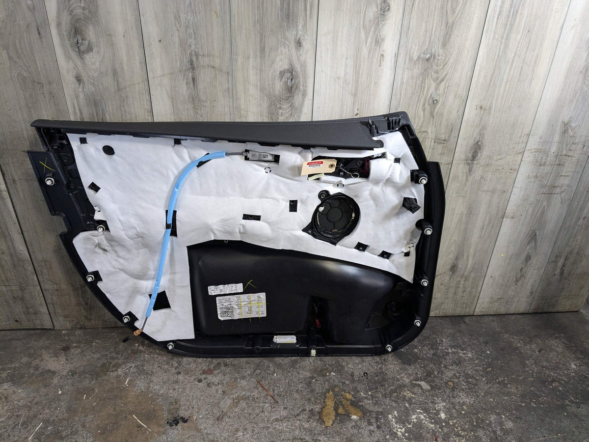 2019 BMW X3 G01 Front Right Passenger Interior Door Panel Card 7410282 OEM BMW G01 X3 FRONT Right Passenger Interior Door Panel Card Trim Cover Black OEM