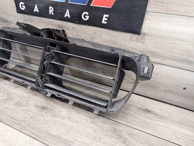 OEM BMW F10 528 535 Front Lower Radiator Air Duct Grille