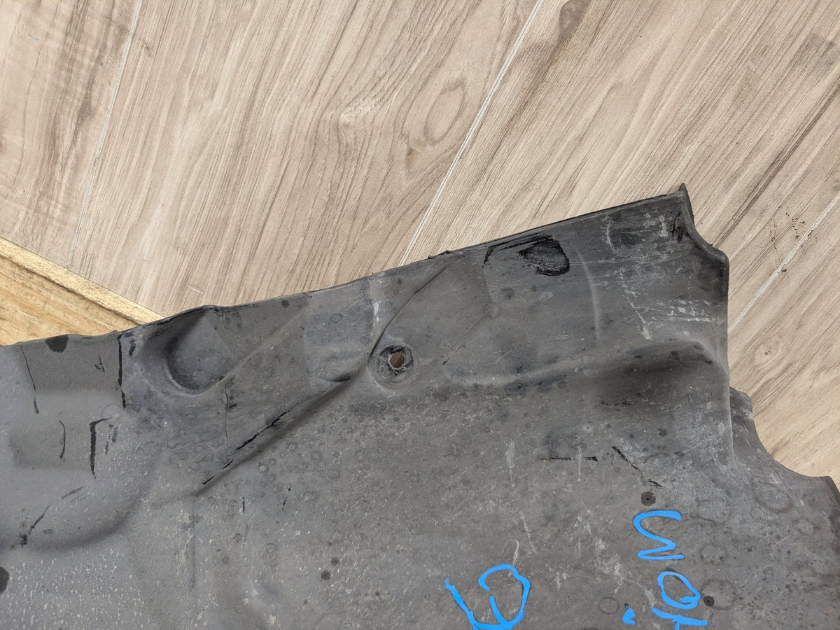 14-16 OEM Mercedes W212 E350 E550 Front Right Fender Liner Wheel Splash Shield