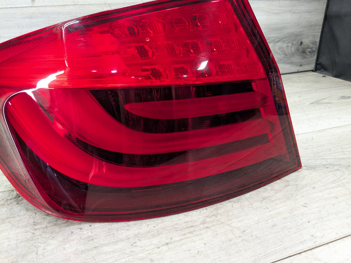 11-13 OEM BMW F10 528 535 550 M5 Rear Left Driver Side Outer Tail Light