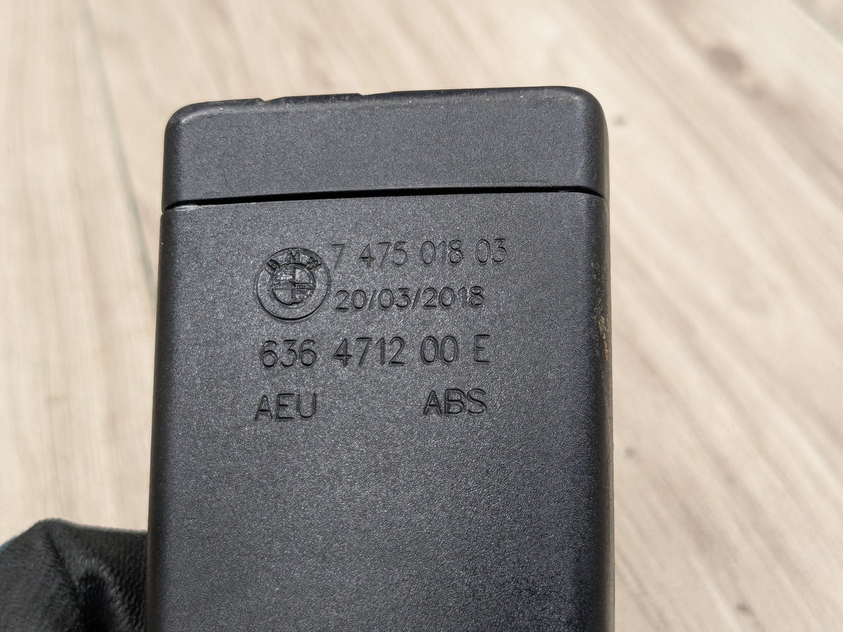 2018 OEM BMW F90 M5 G30 540 M550 Rear Right Passenger Seatbelt Seat Belt Buckle