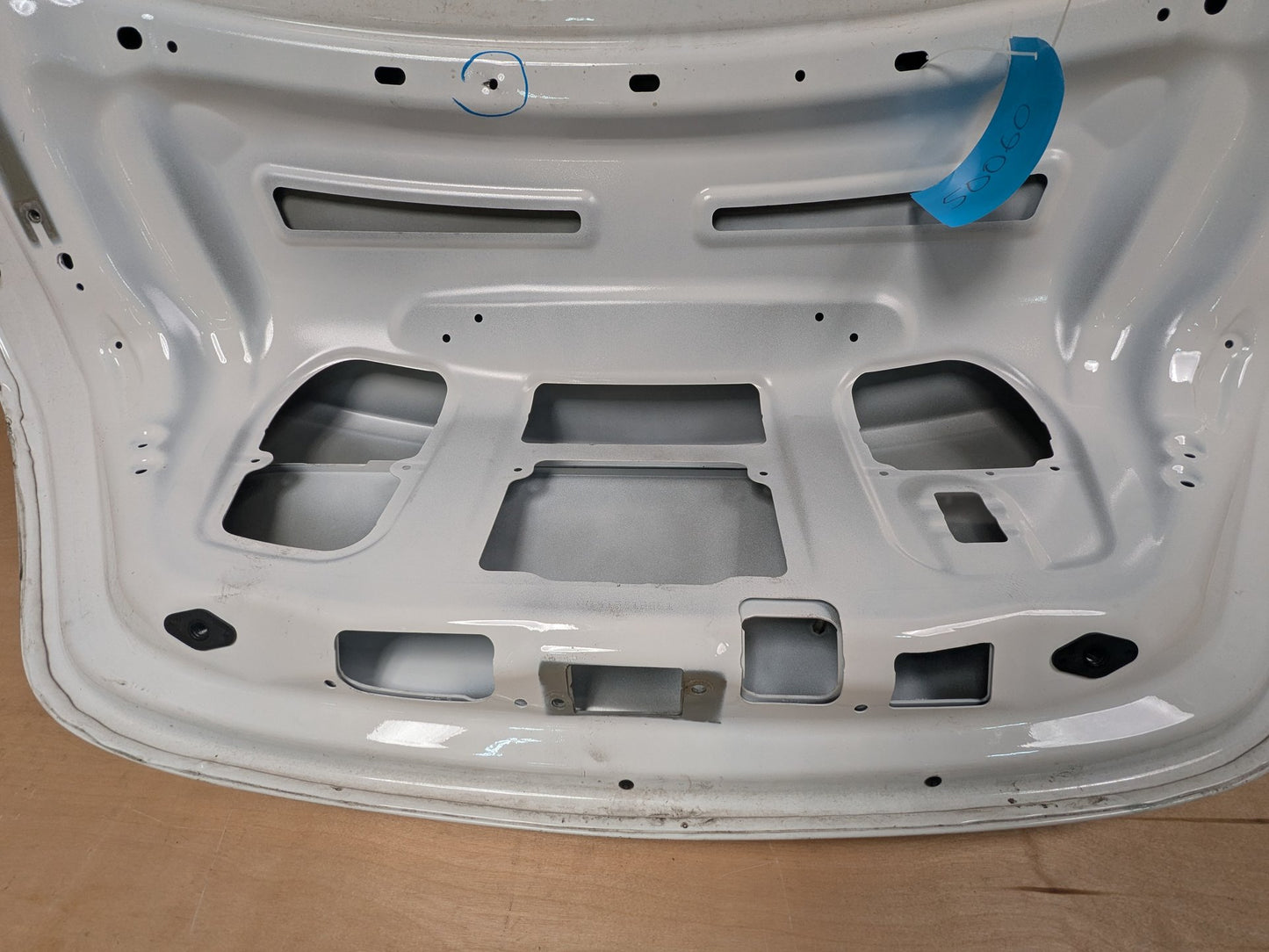 OEM MERCEDES W205 C300 C400 C43 C63 Rear Trunk Lid Panel Deck Shell White 149 149 (Polar white- Standard finish)
