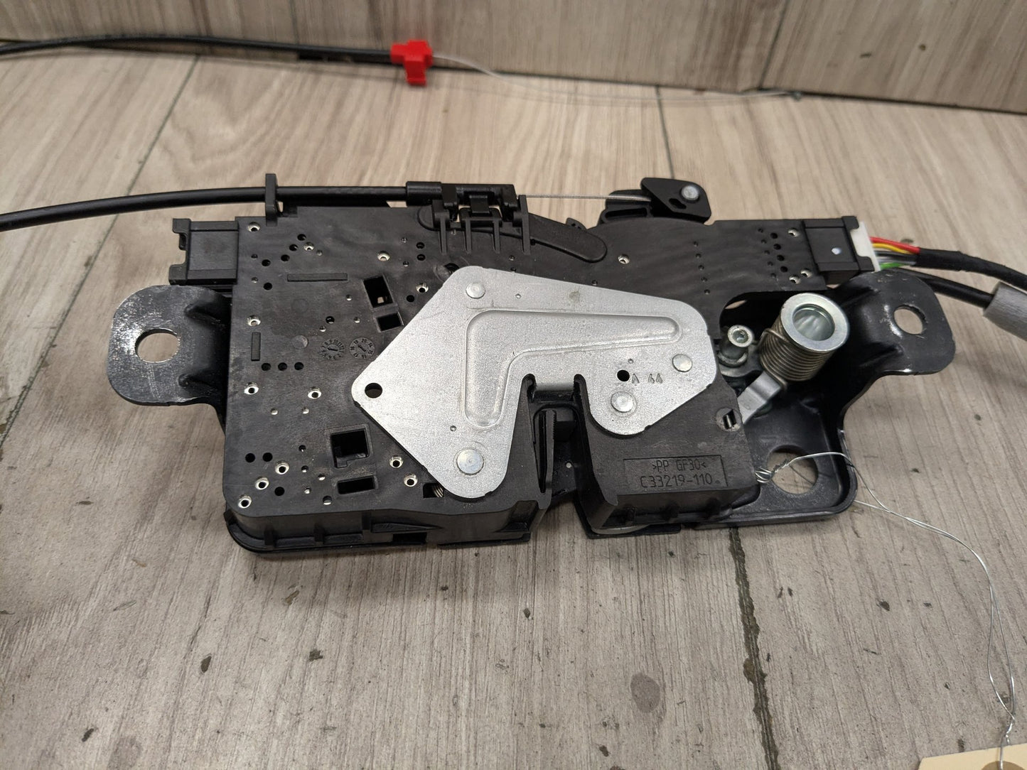 2020 BMW 740i G12 Liftgate Trunk Lid Liftgate Lock Latch Actuators SET 7441014 OEM BMW F90 F97 G01 G12 G22 G30 X3 M5 Trunk Lid Actuator Latch Lock System SET