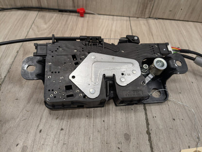 2020 BMW 740i G12 Liftgate Trunk Lid Liftgate Lock Latch Actuators SET 7441014 OEM BMW F90 F97 G01 G12 G22 G30 X3 M5 Trunk Lid Actuator Latch Lock System SET