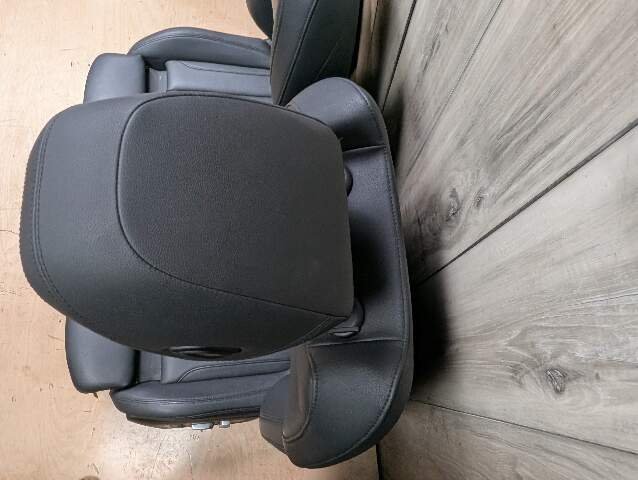 2018 - 2024 BMW X3 G01 Front Left Driver Right Passenger Seat Assemblys SET 7477372 B58B30M0