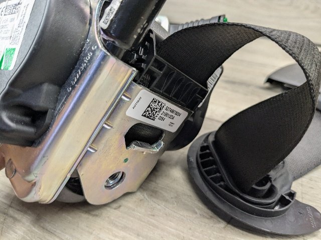 20-24 OEM BMW F44 228 M235 Front Right Passenger Seat Belt Retractor Black
