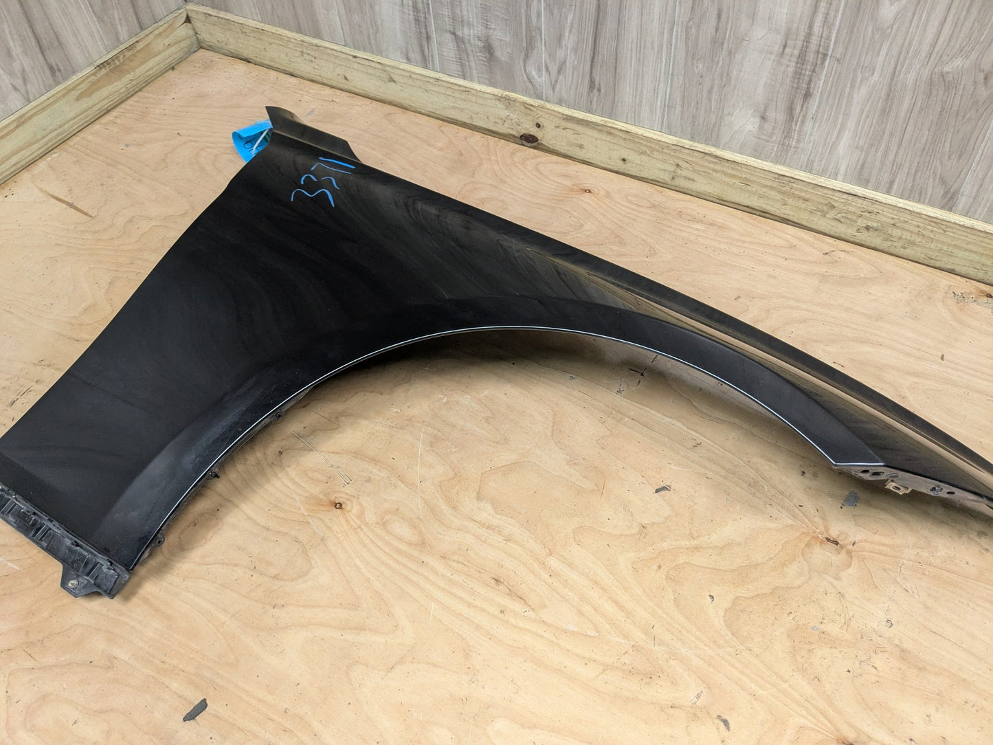 OEM BMW F30 F31 328 330 335 340 Right Passenger Side Fender Panel Black 475 BLACK SAPPHIRE METALLIC (475)