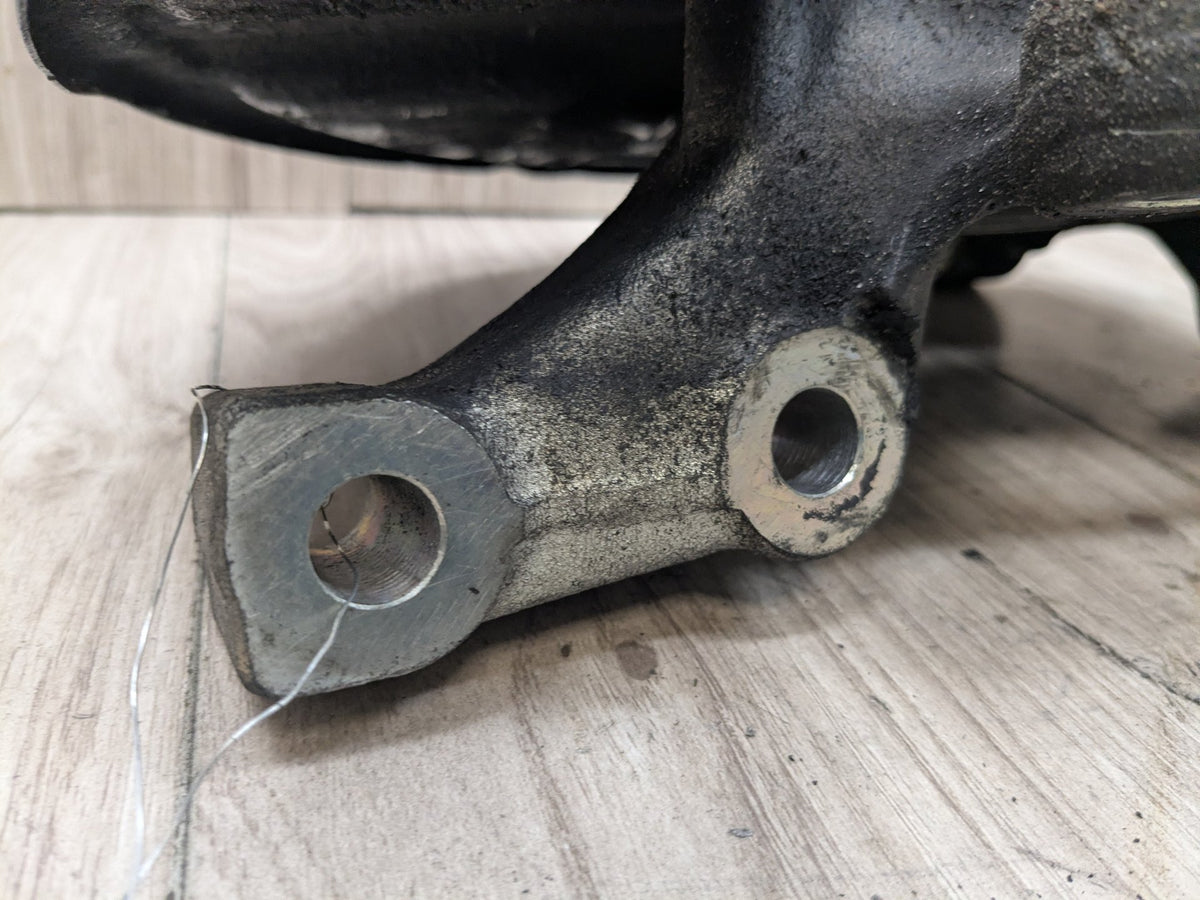 2014 Mercedes-Benz E550 W212 Rear Right Passenger Spindle Knuckle w/ Bearing A2123502208 OEM Mercedes W212 E350 E550 Rear Right Passenger Hub Knuckle Bearing Carrier OEM