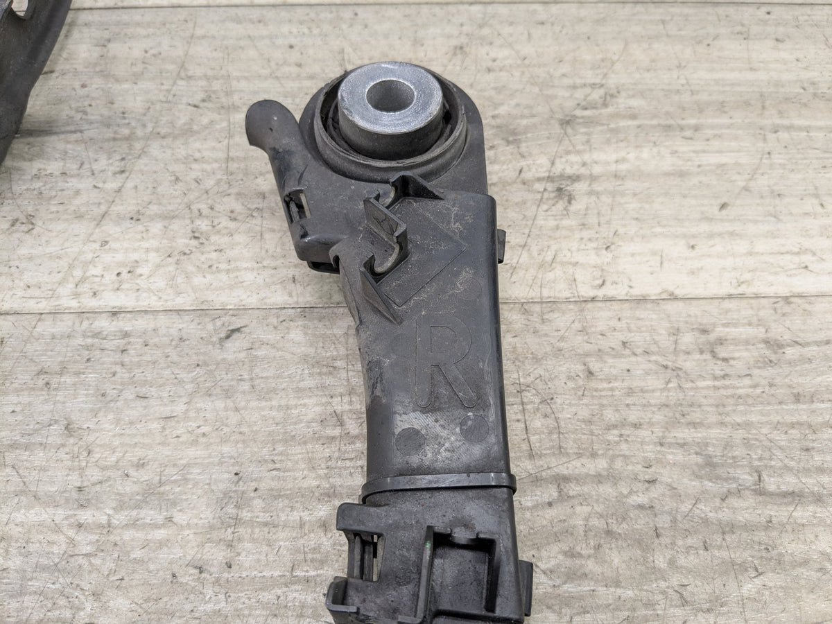 2017-2023 BMW M550i G30 Rear Right Passenger Control Arms SET 6861114 OEM BMW G11 G12 G14 G15 G16 G30 Rear Right Passenger Upper Lower Control Arm SET