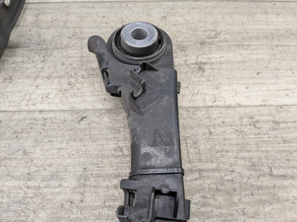2017-2023 BMW M550i G30 Rear Right Passenger Control Arms SET 6861114 OEM BMW G11 G12 G14 G15 G16 G30 Rear Right Passenger Upper Lower Control Arm SET