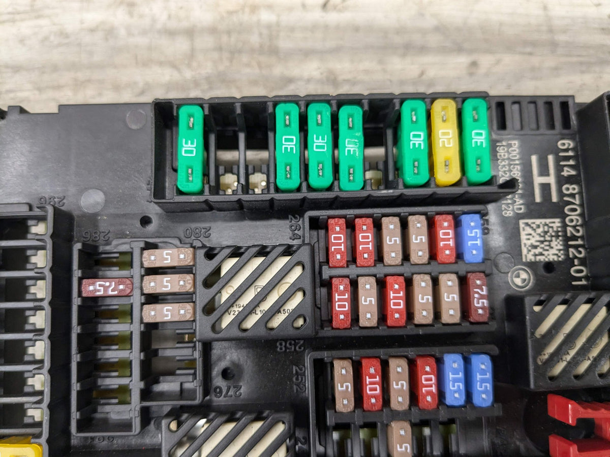 OEM BMW G05 G07 X5 X7 Rear Battery Power Distribution Fuse Relay Junction Box