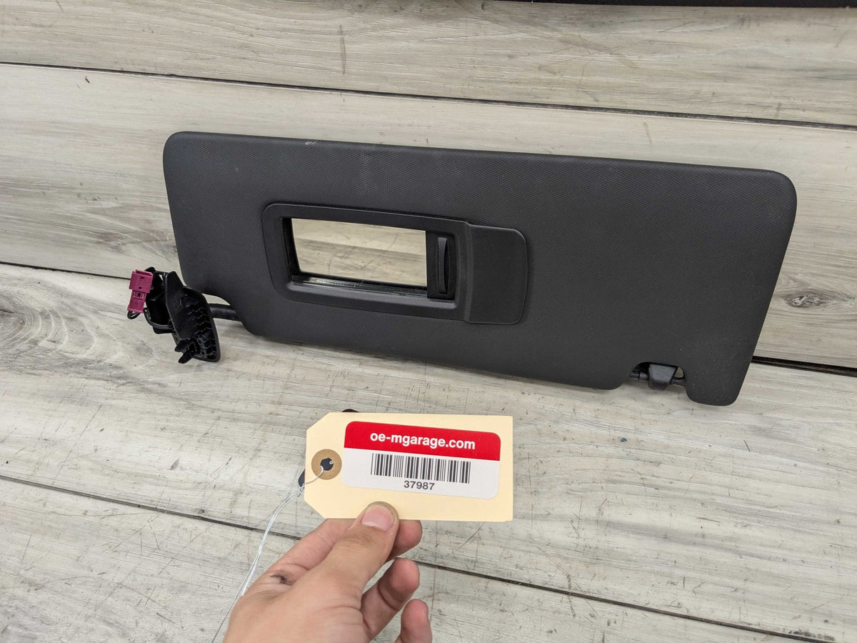 2019 BMW 330i G20 Front Right Passenger Sun Visor 8092728 19-24 OEM BMW G20 G80 330 M340 M3 Right Passenger Side Interior Sun Visor Black OEM