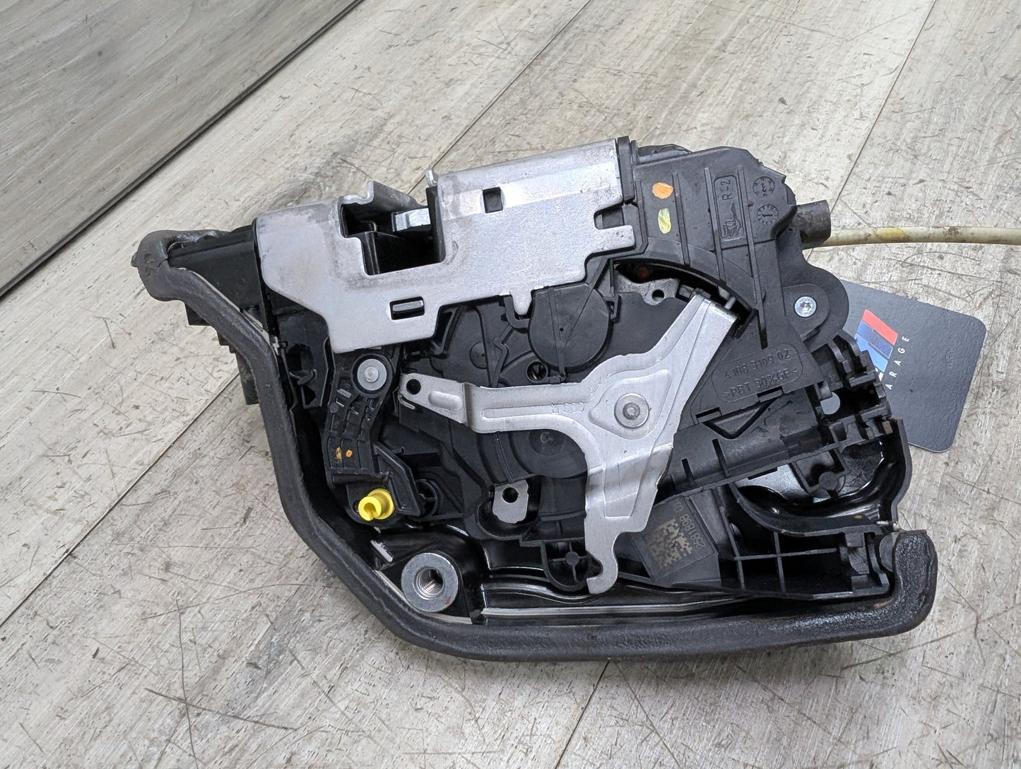2017 BMW 740i G12 Rear Right Passenger Door Latch Lock Actuator w/ Soft Close 2581898 OEM BMW G12 740 750 B7 REAR RIGHT PASSENGER Door Lock Latch Actuator SOFT CLOSE