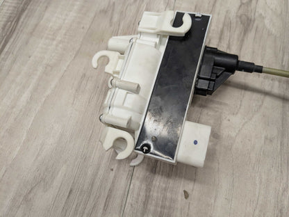 2016 BMW 750i G12 Front Right Passenger Door Latch Lock Actuator w/ Soft Close 2581894 16-22 OEM BMW G11 G12 FRONT RIGHT PASSENGER Door Lock Latch Actuator SOFT CLOSE